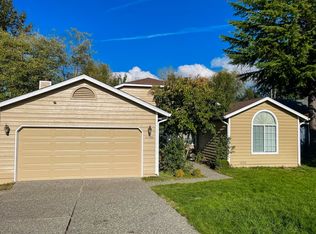 32906 16th Pl SW, Federal Way, WA 98023