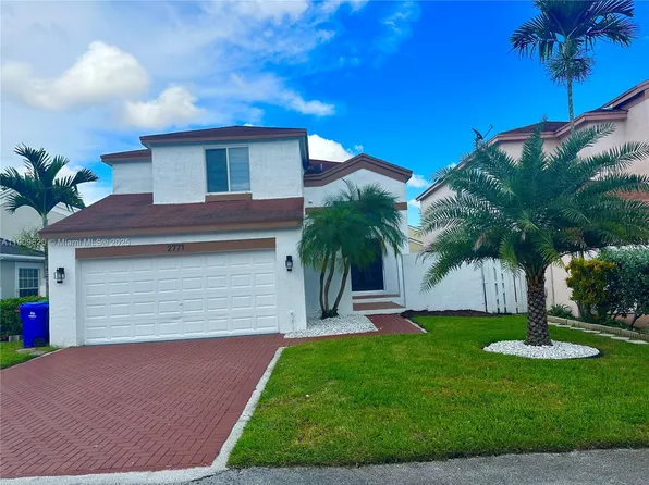 2771 River Run Cir W, Hollywood, FL 33025
