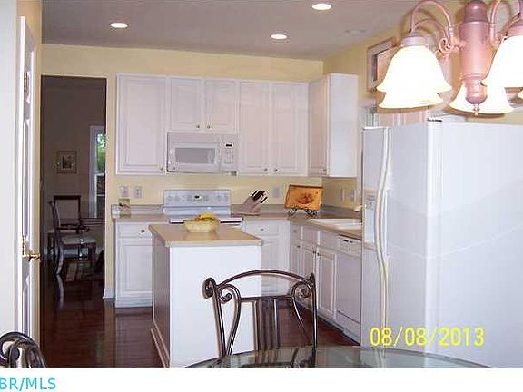 5th image of 6725 Blue Holly Dr