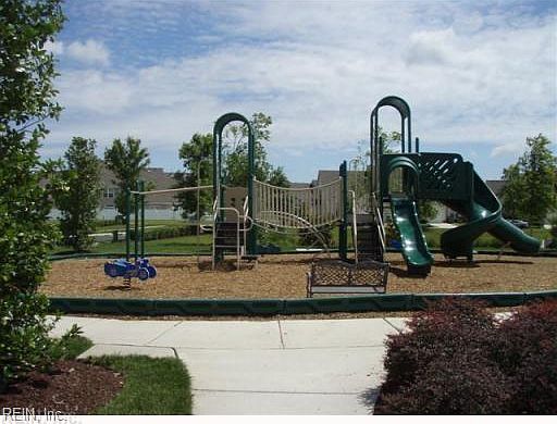 5th image of 3817 Magwood Ct
