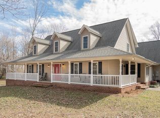 920 Texas Hollow Rd, Salem, VA 24153