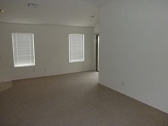 3rd image of 40082 W Thornberry Ln