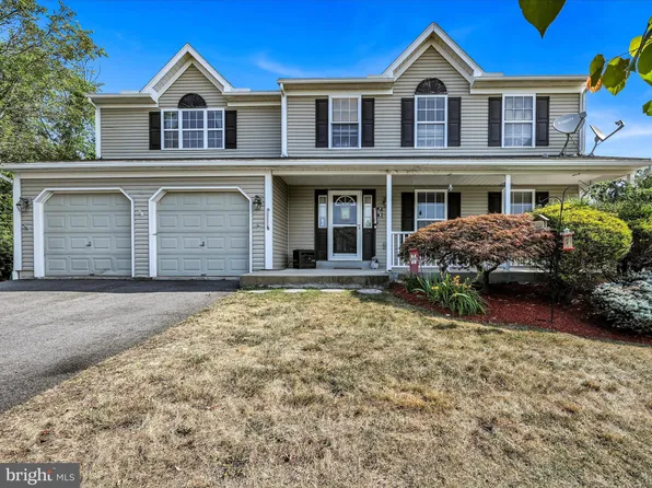 6 Lowland Cv, Pine Grove, PA 17963