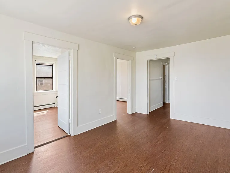270 15th Street — Photo 11