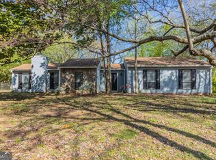 181 Bernice Dr, Lawrenceville, GA 30045