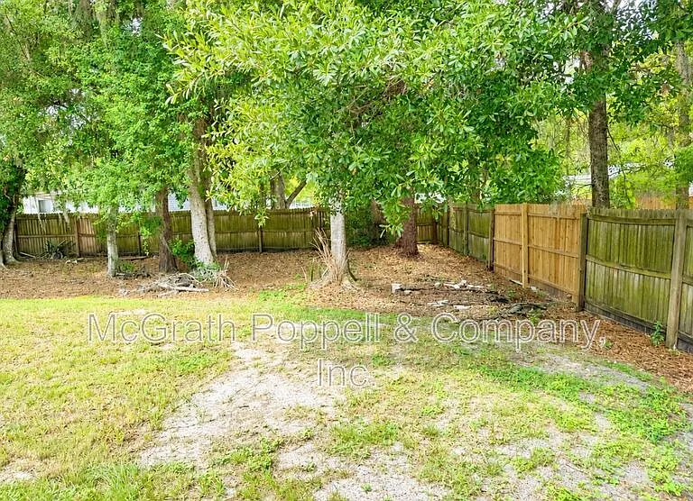 7704 Chase Rd — Photo 14