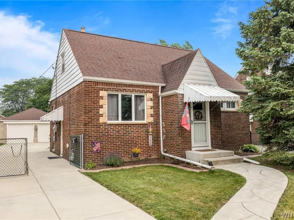 95 Westland Pkwy, Buffalo, NY 14225