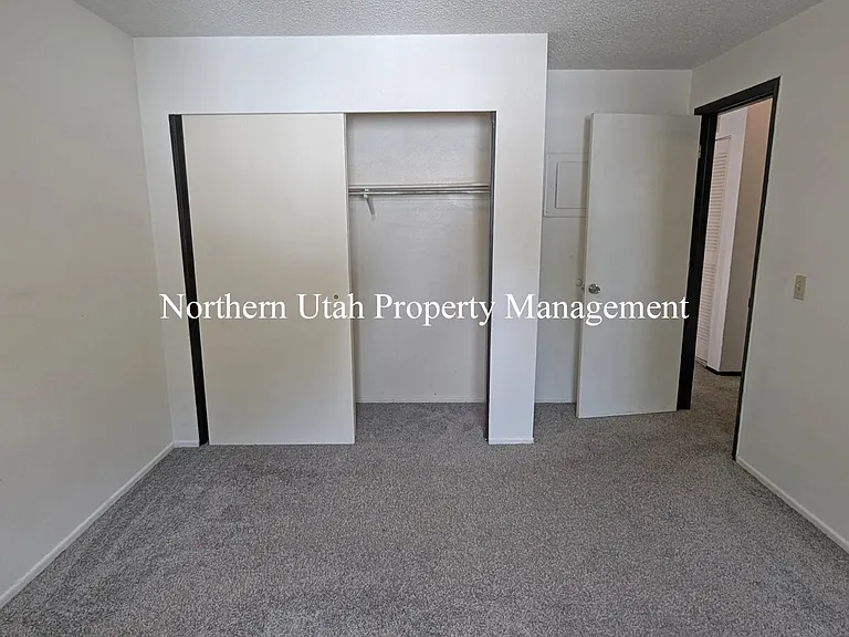 3204 S 1850 W #B — Photo 7