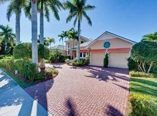 460 Gulf Shore Blvd S, Naples, FL 34102