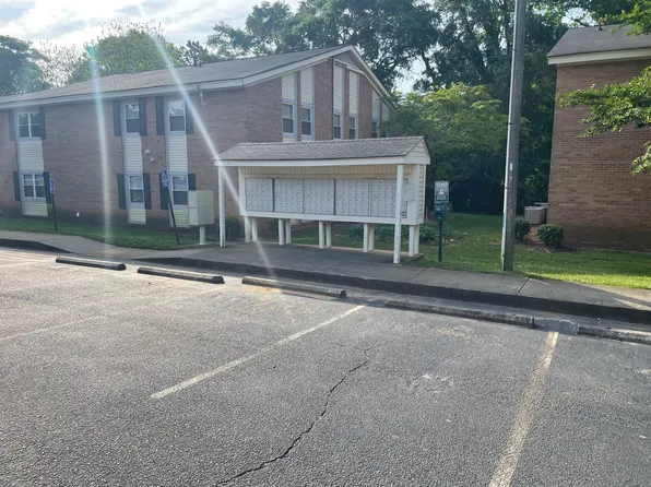 East Ridge Apartments