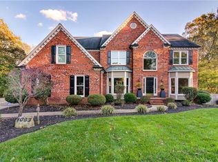 6003 Crystal Spring Ct, Greensboro, NC 27410