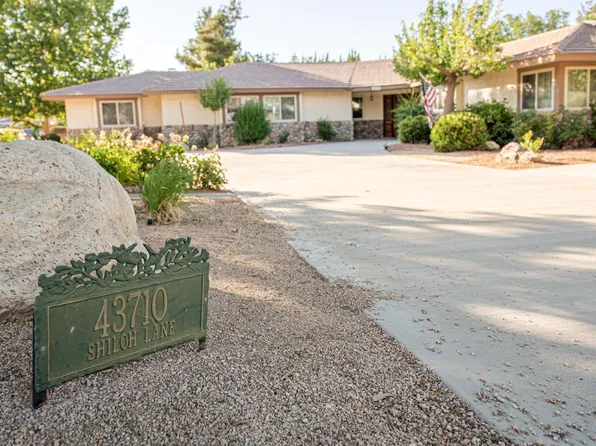 43710 Shiloh Ln, Lancaster, CA 93535