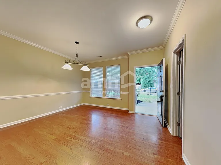 1606 Hayesville Dr — Photo 5