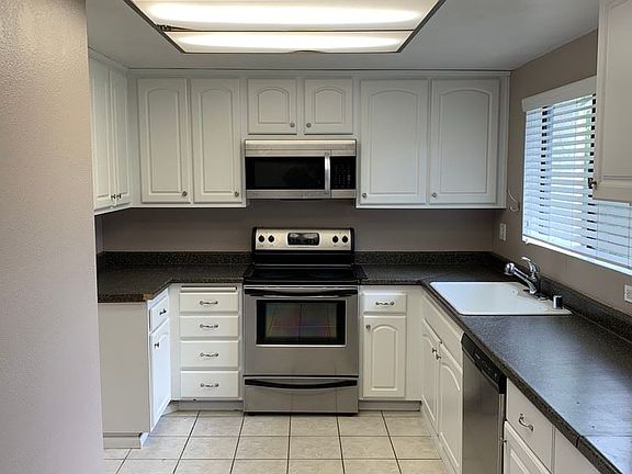 2nd image of 4107 Tiberon Dr