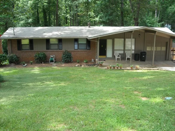 1587 Bubbling Creek Rd, Atlanta, GA 30319