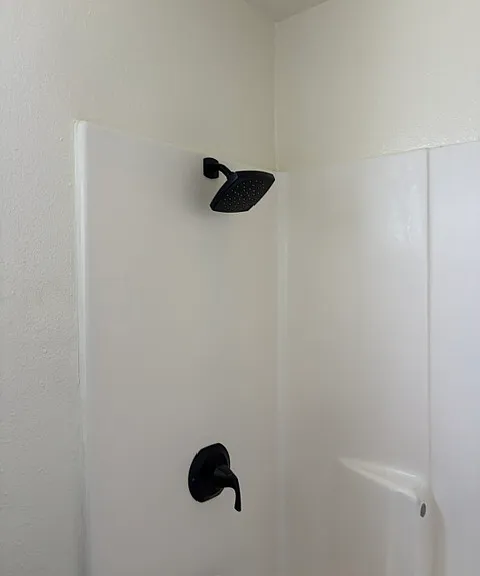 5909 Albemarle St — Photo 32