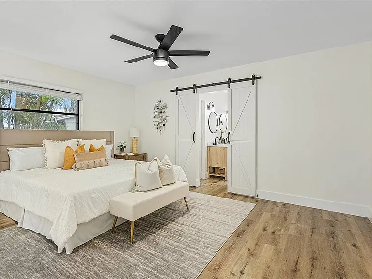 191 Casa Ln — Photo 2