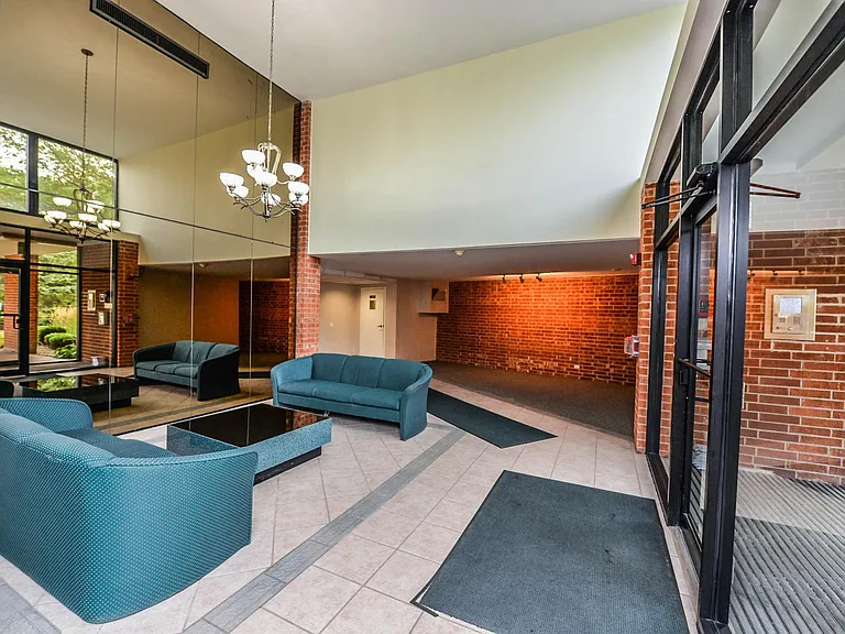 1415 E Central Rd #206A — Photo 36