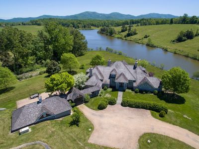 7777 Dick Woods Rd, Afton, VA, 22920
