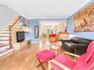 (Undisclosed Address), Fresh Meadows, NY 11366
