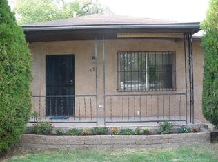 929 La Font Rd SW, Albuquerque, NM 87105