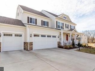 8800 Old Dominion Hunt Cir, Manassas, VA 20110