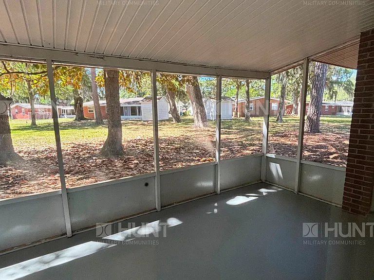 60 E Cypress St — Photo 12