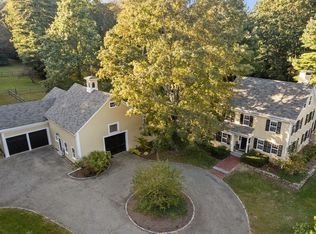 16 Main St, Dover, MA 02030