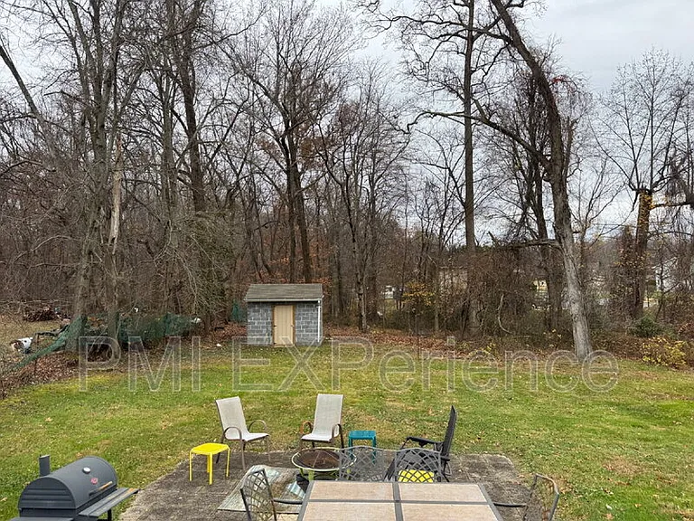 8203 Comet Dr — Photo 25