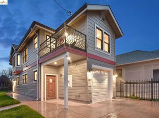 2102 Curtis St, Oakland, CA 94607