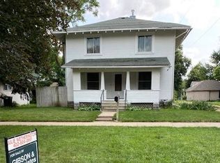 1012 L St, Aurora, NE 68818