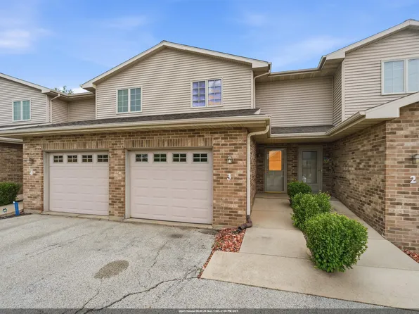 2127 Royal Crest Cir APT 3, Green Bay, WI 54311