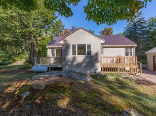 106 Falmouth Rd, Falmouth, ME 04105