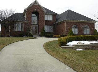 17773 Cranbrook Dr, Northville, MI