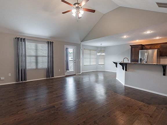 3rd image of 309 W Corsica Street