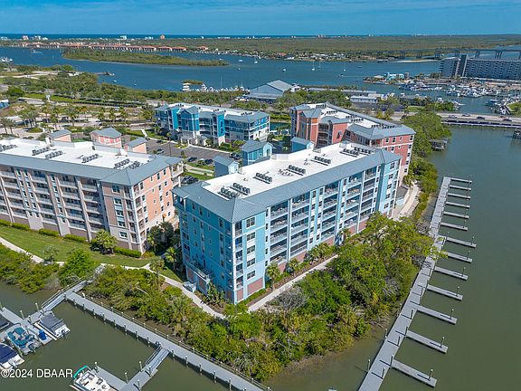 5th image of 3 Riverwalk Dr #505