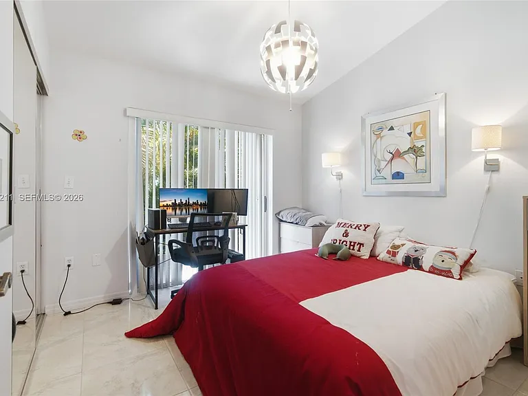 21221 NE 3rd Ct — Photo 41