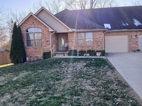 655 Mallards Xing, Martinsville, IN 46151