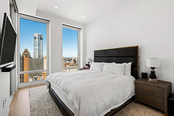 Rented by Compass | media 13