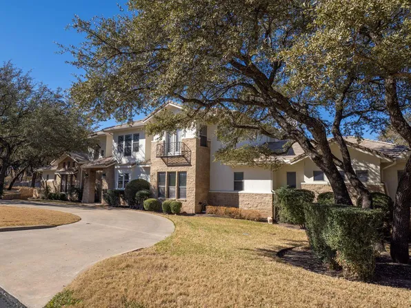 14 Autumn Oaks Dr, The Hills, TX 78738