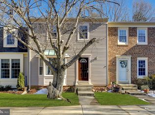 10312 Pond Spice Ter, Burke, VA 22015