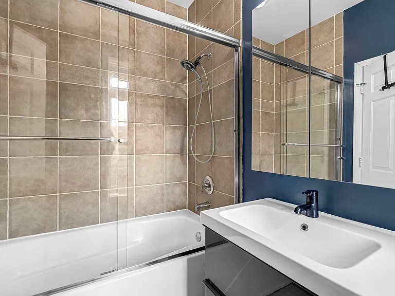 1406 S Halsted St #3B — Photo 12