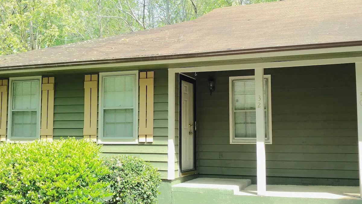 32 Oakwood Dr - 1 — Photo 1