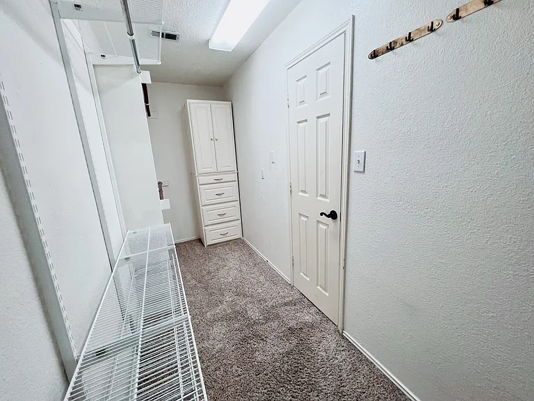 3108 Palmtree Dr — Photo 31