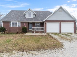 1352 E 435th Rd, Bolivar, MO 65613