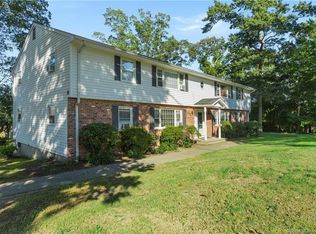 280 E Main St APT A3, Clinton, CT 06413