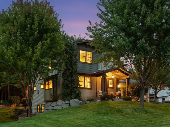 15622 Michele Ln, Eden Prairie, MN 55346