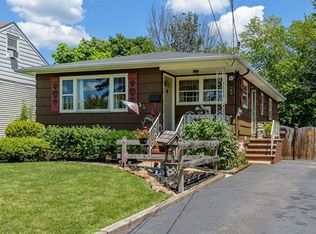 28 Amherst Ave, Colonia, NJ 07067