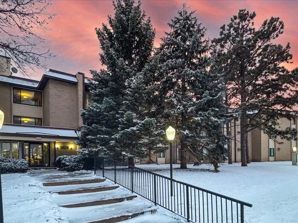 1620 Highway 36 W APT 205, Roseville, MN 55113