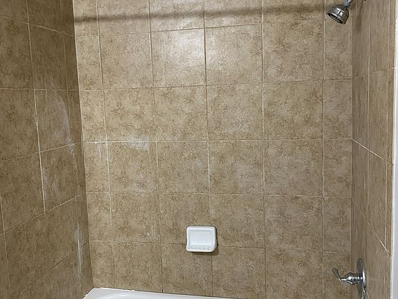 5th image of 2935 Norcade Cir APT 2